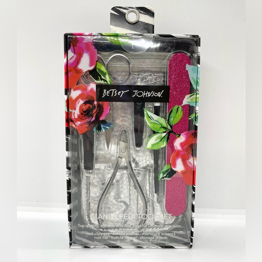 NEW Betsey Johnson Mani & Pedi Tool Set
